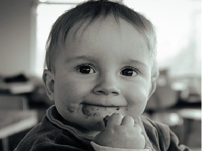 Bebê Comendo Receita do Guia das Papinhas